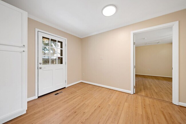 Building Photo - Charming 4 Bedroom, 2 Bath Home in Great Garner Location Available NOW