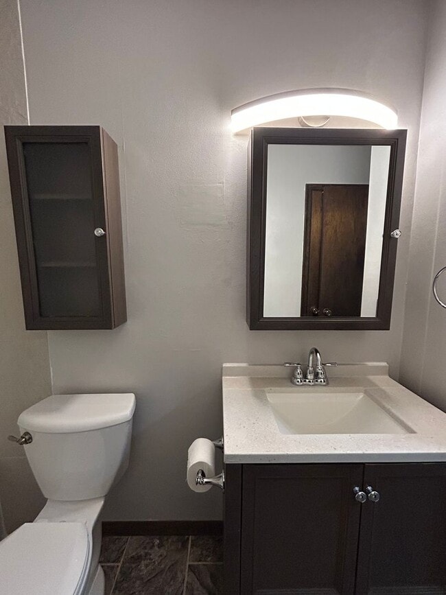 Building Photo - Spacious 3-Bedroom, 1-Bath Home with Garage & Basement in La Vista