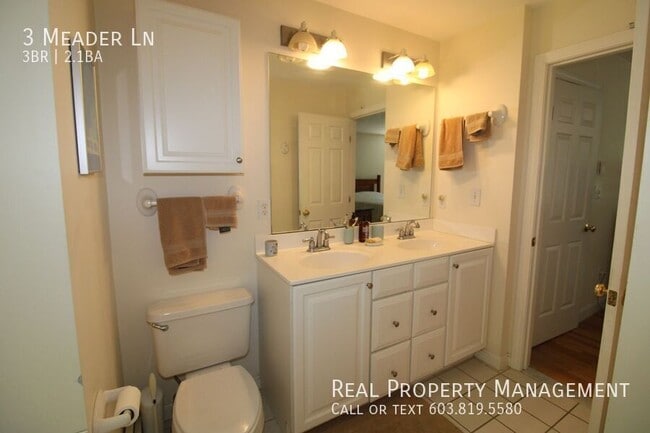 Building Photo - 3 Meader Ln