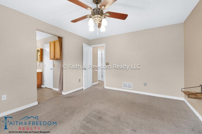Building Photo - 5249 Mountain Air Cir