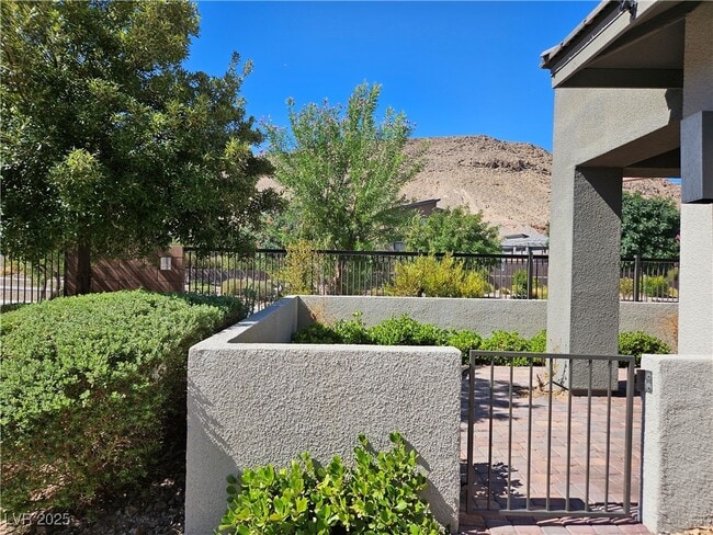 Building Photo - 7017 Pearl Hilltop Ct
