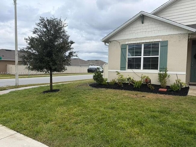 Building Photo - 1747 Buckeye Rd