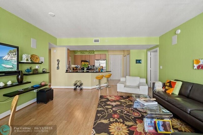 Building Photo - 1830 Radius Dr