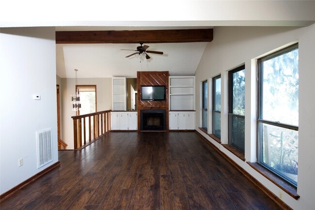 Building Photo - 315 Twin Lakes Blvd W