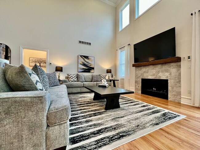 Building Photo - NEW, big, beautiful, Executive Home Libert...