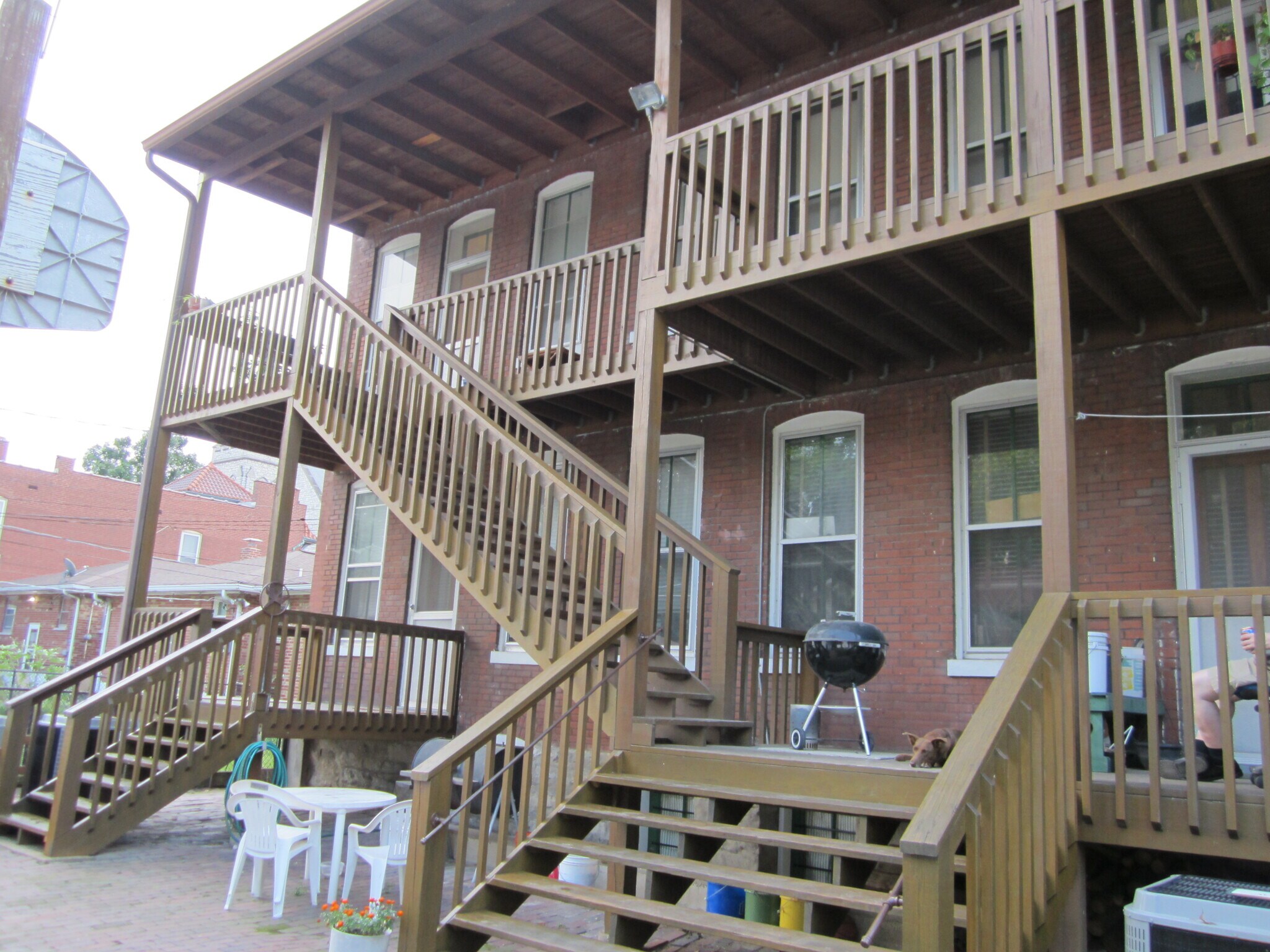 Bottom left your porch - 3913 Flad Ave