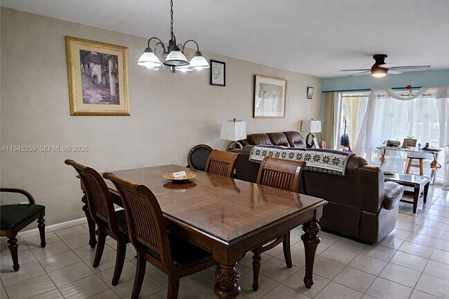 Building Photo - 1448 Churchill Cir