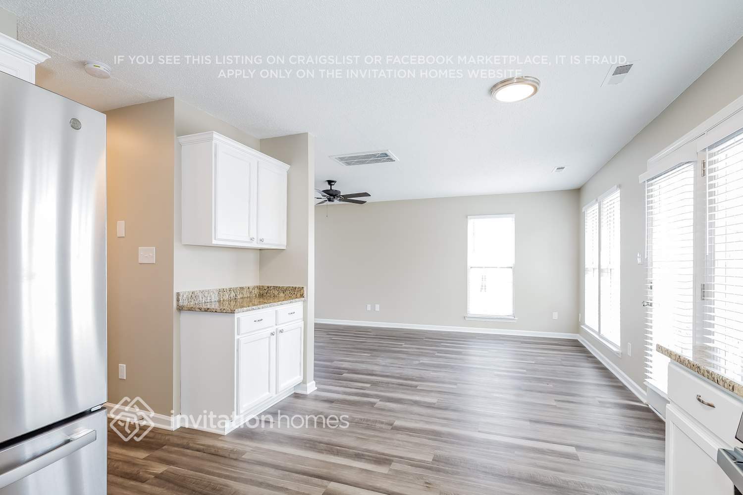 Building Photo - 3032 Hawick Commons Dr