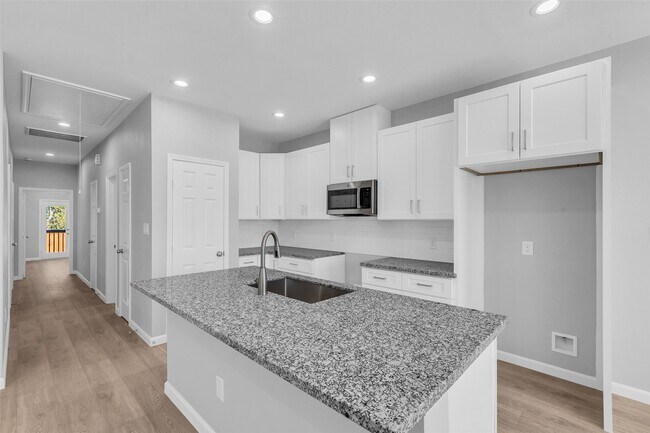 Building Photo - 4905 Paula St