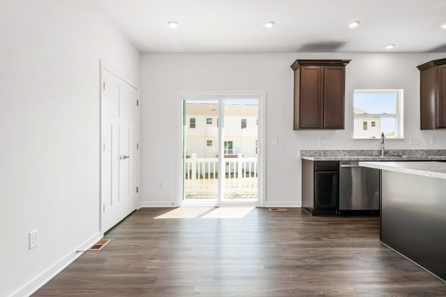 Building Photo - 107 Sitka Willow Dr