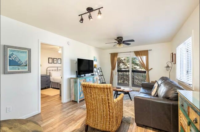 Building Photo - Country Club Comfort | 1BR Condo + W/D + Balcony