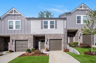 Building Photo - 857 Longleaf Ln