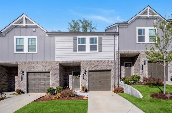Building Photo - 857 Longleaf Ln