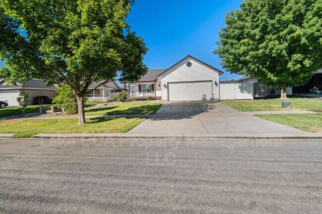 Building Photo - 5147 W Palmwood