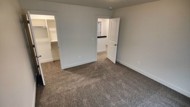 Building Photo - Brand New 3 Bed/2.5 Bath Townhome in West ...