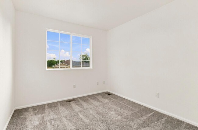 Building Photo - 6712 Fonder Dr