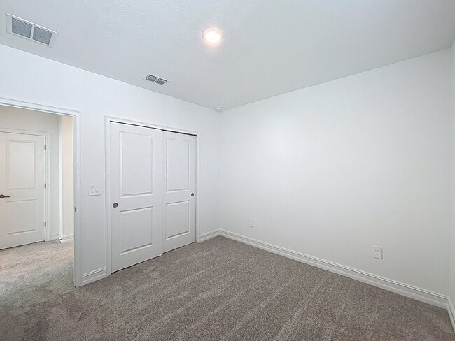 Building Photo - 11807 71st Ave E