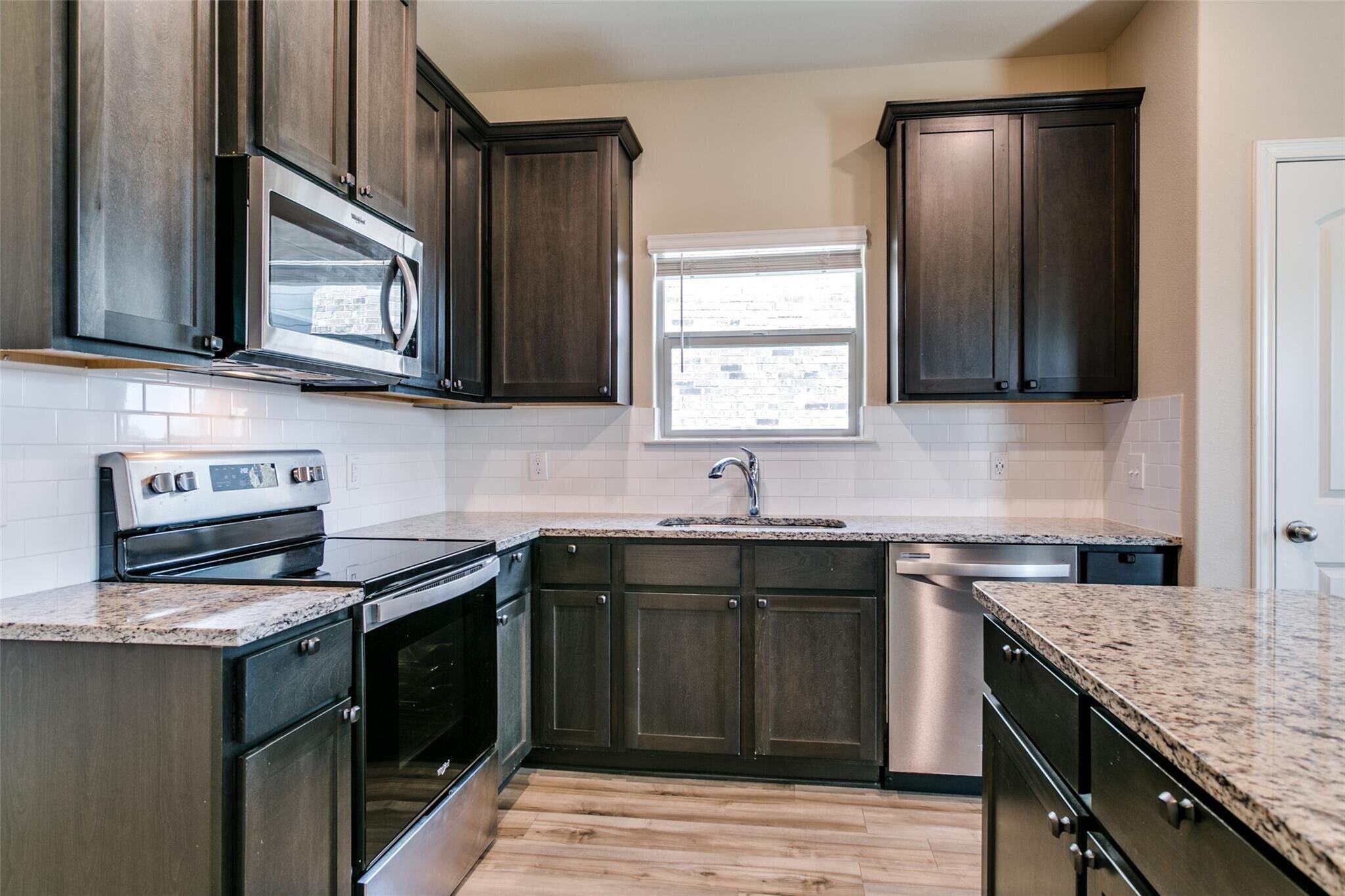 Building Photo - 13645 Lansman Dr