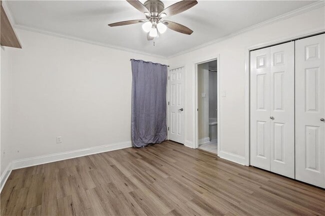 Building Photo - 4800 Pontchartrain Dr