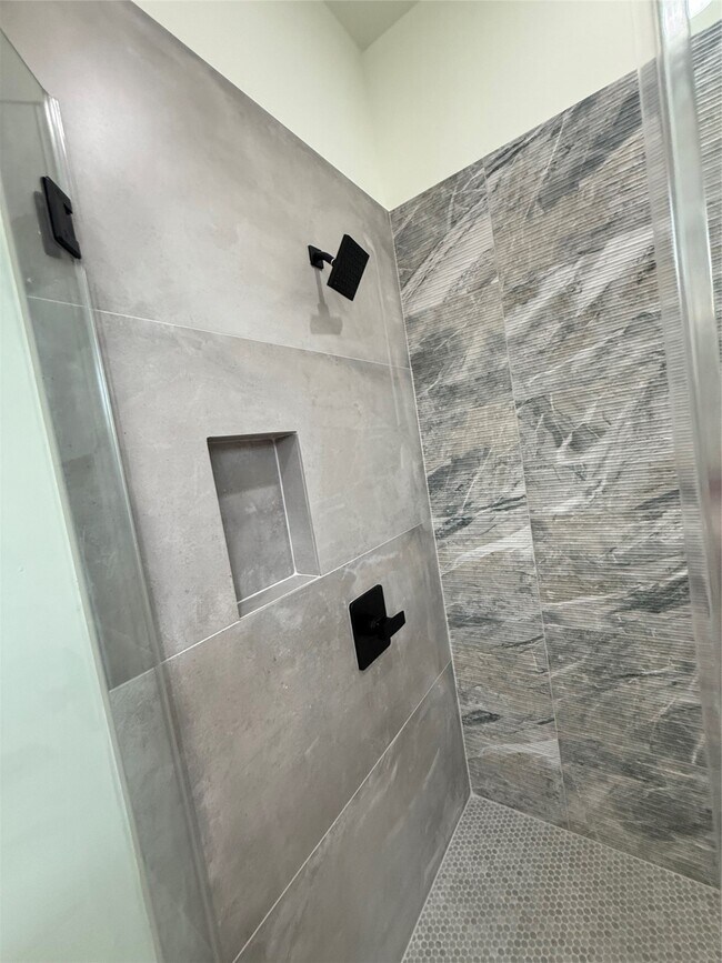 Building Photo - 1815 McKee St