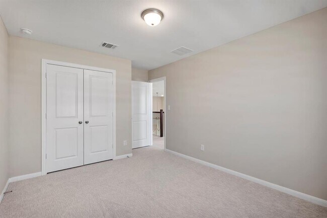 Building Photo - 113 Copper Lily Dr