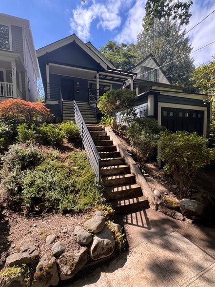 Primary Photo - 919 25th Ave
