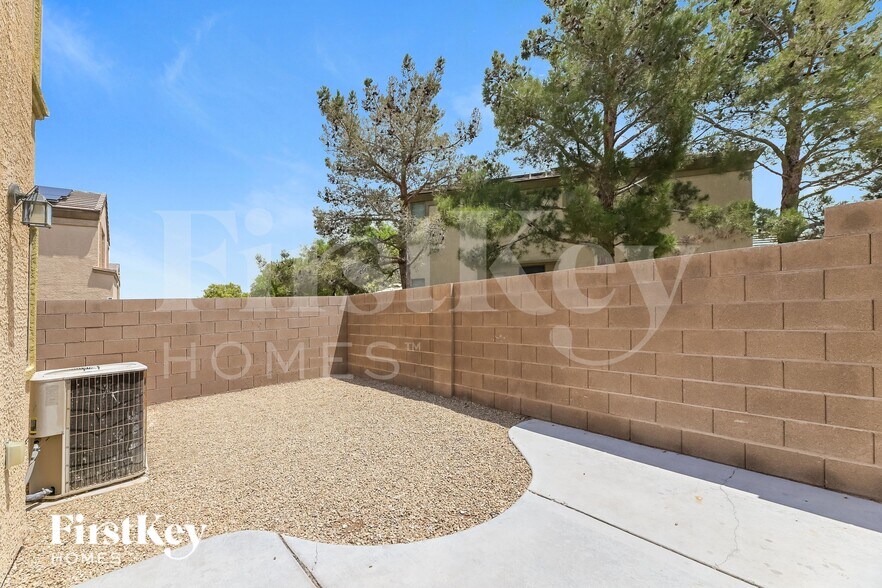 Building Photo - 9125 Watermelon Seed Ave