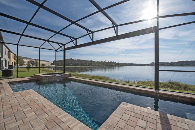 Building Photo - Large, Executive style 3/2.5 Lakefront/POO...