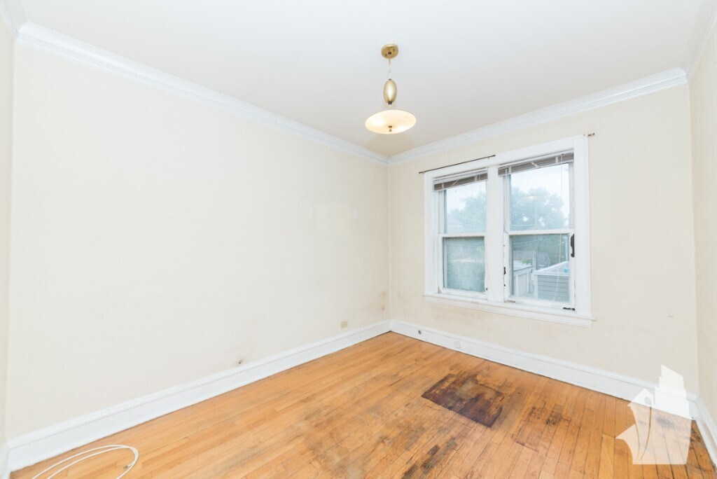 Building Photo - 3710 N Hoyne Ave