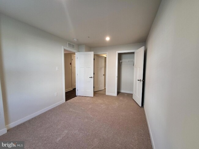 Building Photo - 430 Paperbark Sq