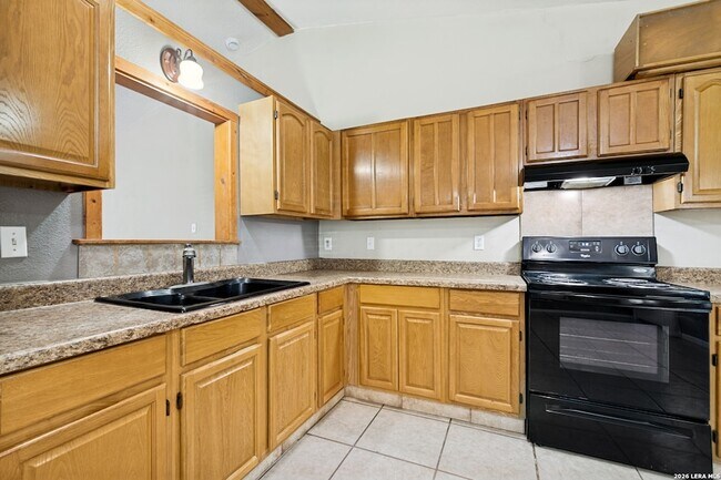 Building Photo - 11419 Big Elk Dr