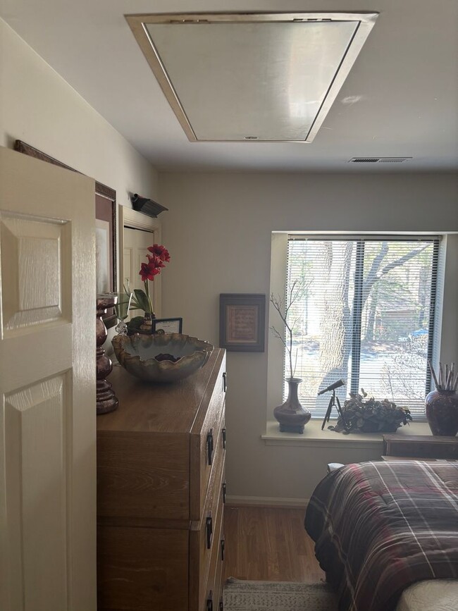 Building Photo - Great 3BR/2BA Townhouse in Mill Creek