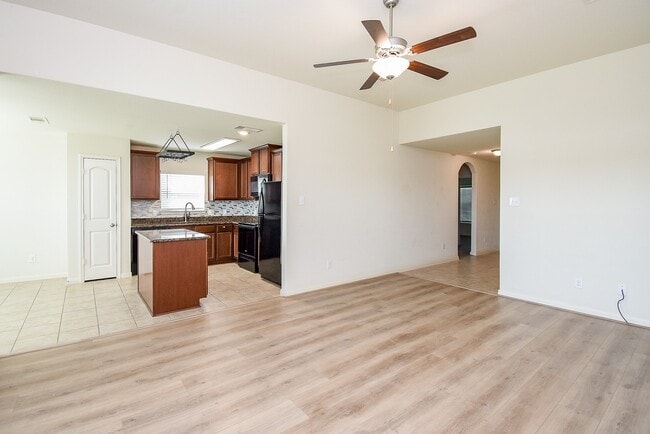 Building Photo - 1081 Mule Ridge Dr