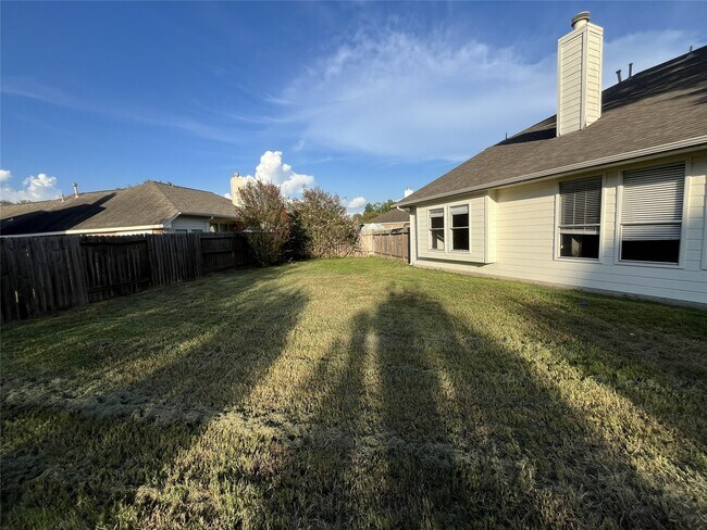 Building Photo - 3847 Landon Park Dr