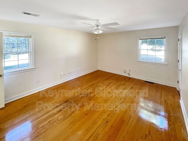 Building Photo - 120 Stanmore Rd