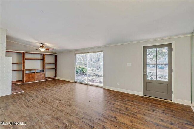 Building Photo - 4750 Old Canton Rd