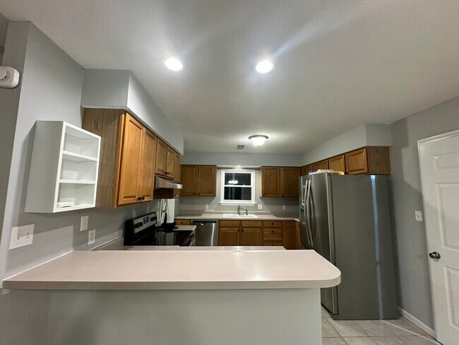 Building Photo - 4600 Wren Wood Dr