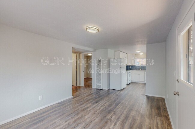 Building Photo - 1717 Griegos Rd NW