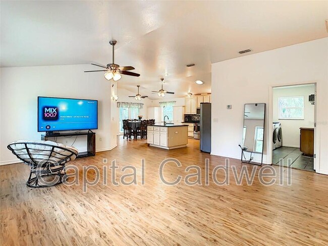 Building Photo - 4838 Grandview Ave