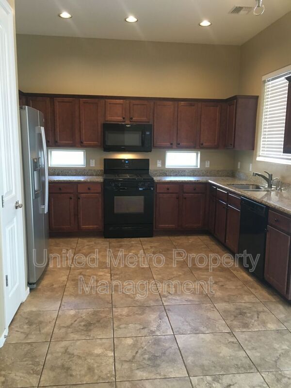 Building Photo - 6065 Haskins Ct