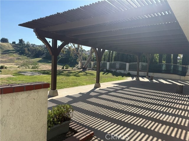 Building Photo - 17840 Calle Los Arboles