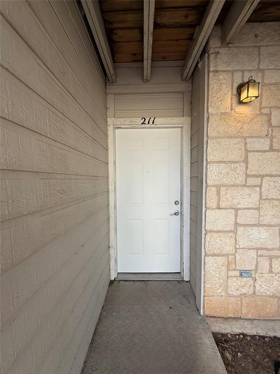Building Photo - 3201C El Salido Pkwy