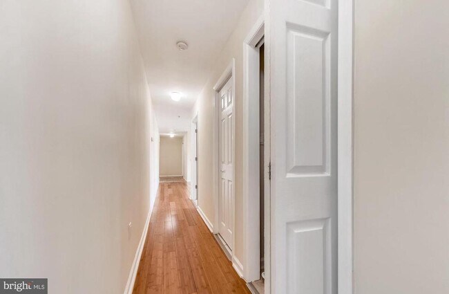 Building Photo - 4116 Ames St NE