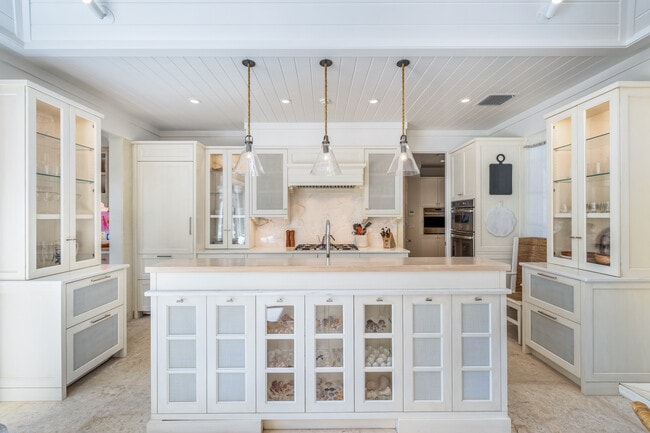 Building Photo - 2310 23rd St W