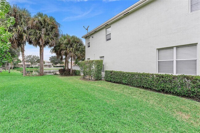 Building Photo - 4642 SW 131st Terrace