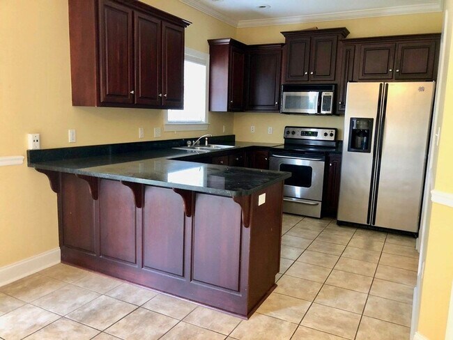 Building Photo - Aspen Ridge