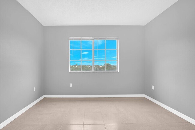 Building Photo - Modern Living in Miramar – 2 Bed/2 Bath Co...