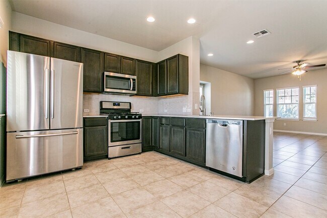 Building Photo - 133 Duck Creek Trail