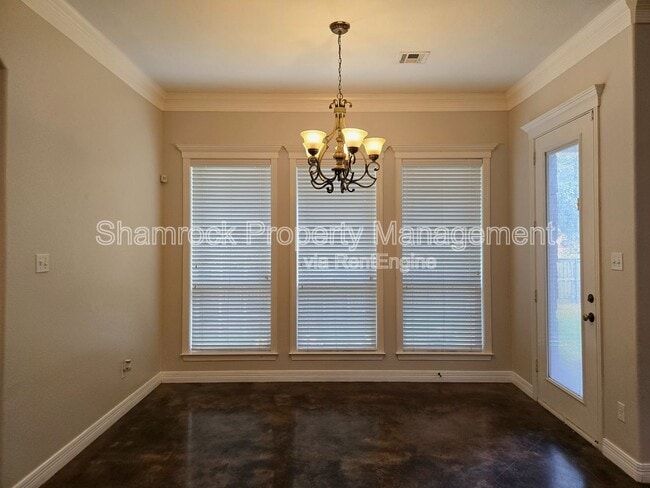 Building Photo - 1304 Fort Collins Dr