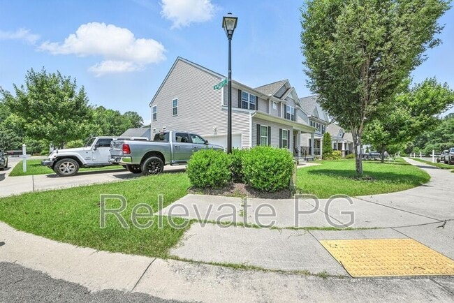 Building Photo - 11200 Blunts Bluff Ct